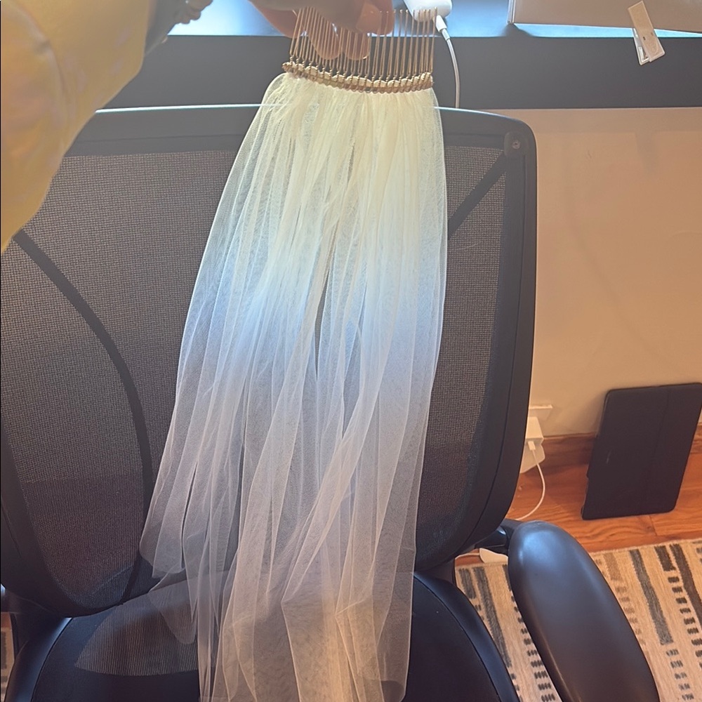 Elegant Ivory Wedding Veil
